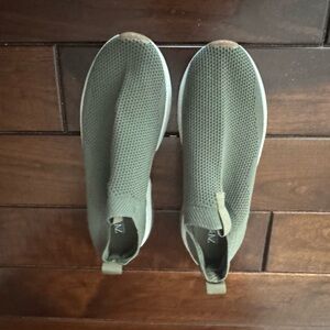 Zara Boys Olive Slip-On Shoes